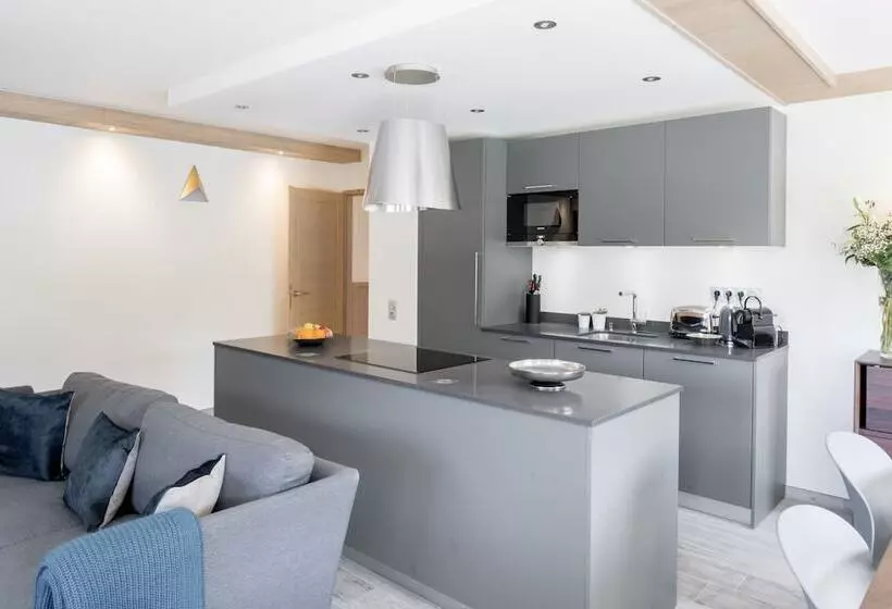 Mammoth Lodge Apartment T4 D12