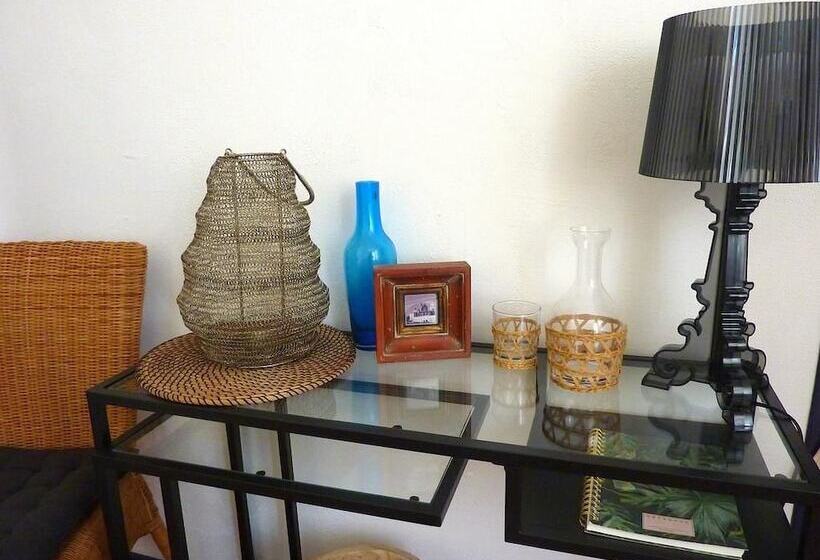 膳宿费 La Maison Narbonnaise