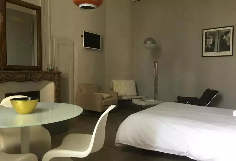 ペンション Palais Des Rois D Aragon