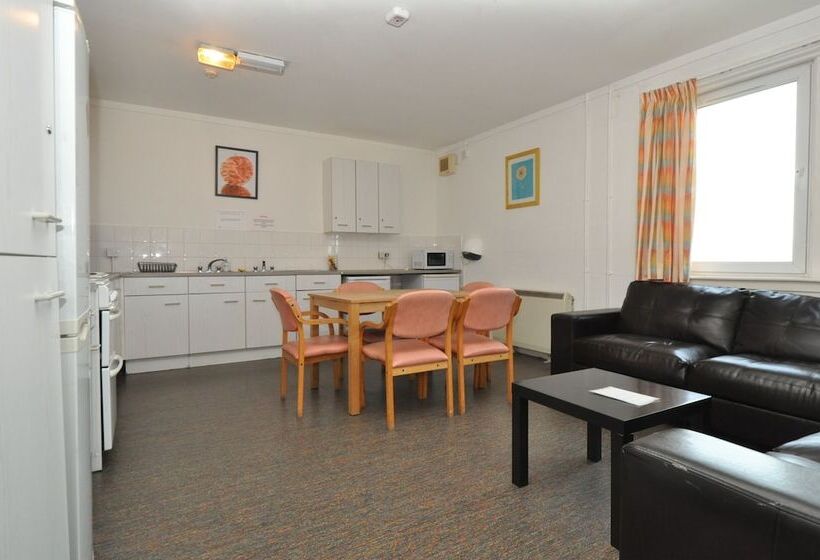 펜션 Waterfront Guest Accommodation