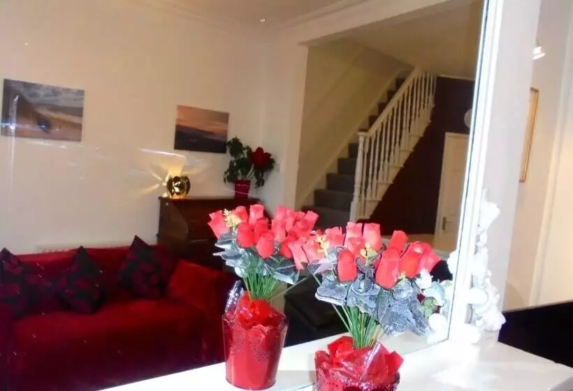 Seaview Cottage
