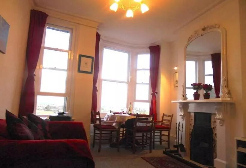 Seaview Cottage