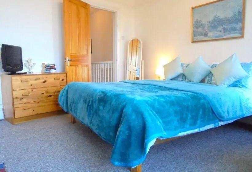 Seaview Cottage