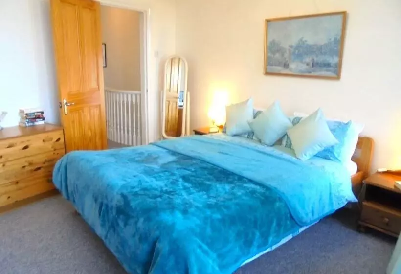 Seaview Cottage