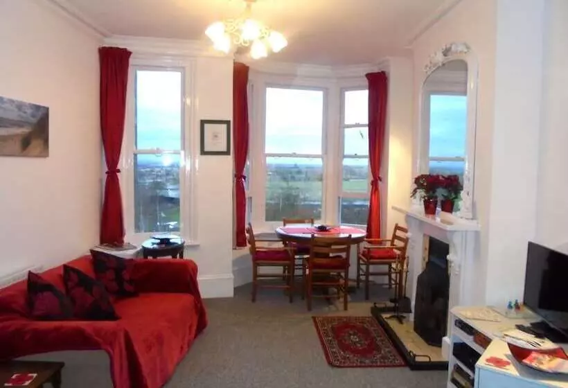 Seaview Cottage