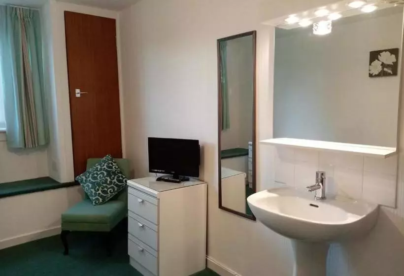 تختخواب و صبحانه The Laurels Guest House