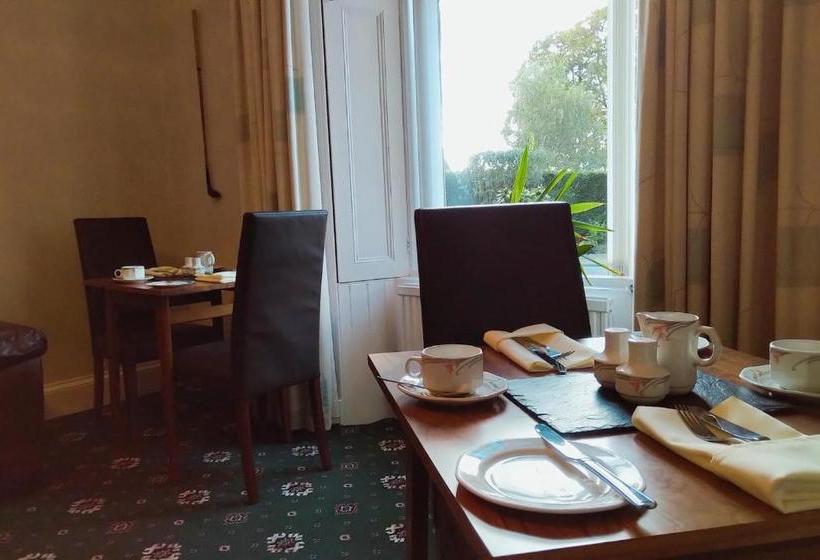 Bed and Breakfast The Laurels Guest House