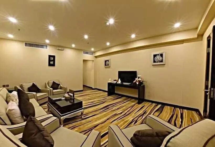 Garden Plaza Hotel Sefah