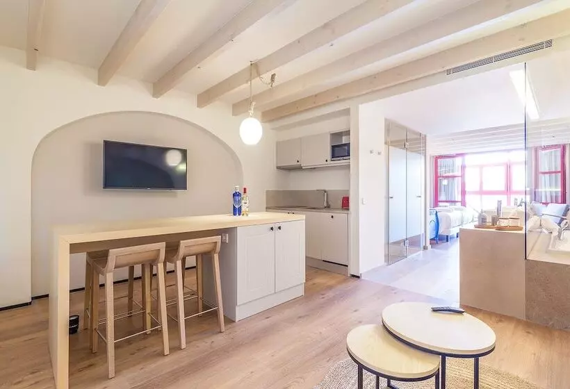 هتل Fil Suites