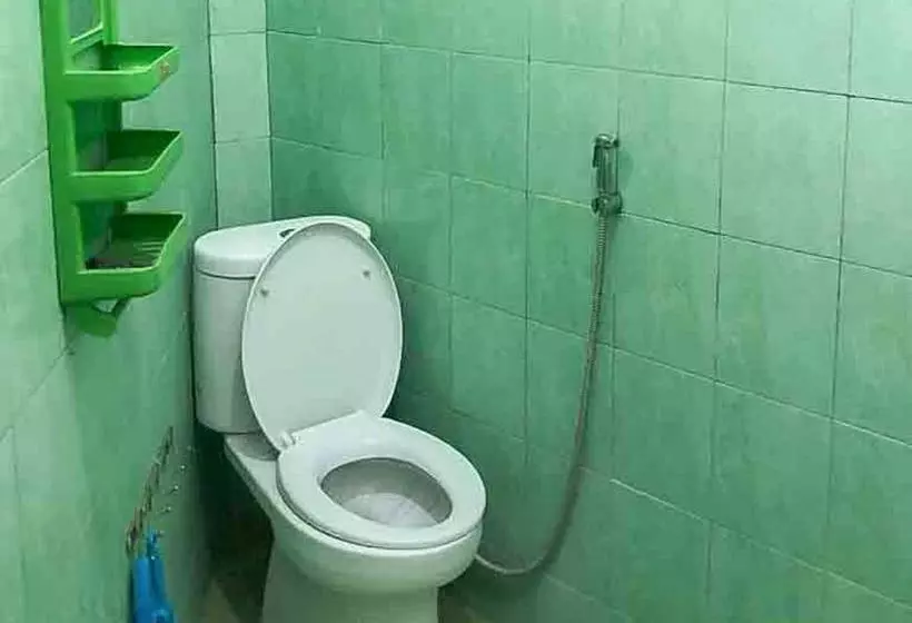 ホテル Koolkost Syariah At Rungkut Minimum Stay 6 Nights