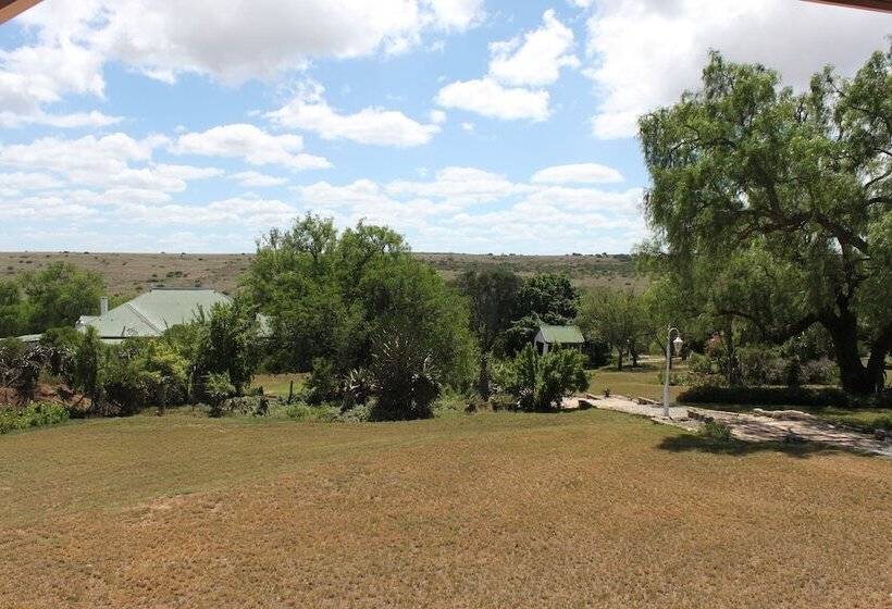 فندق Leeuwenbosch Shearers Lodge