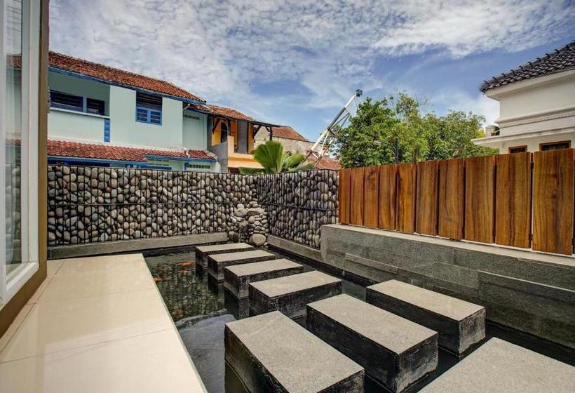 فندق Oyo 90059 Shakilla Home Cianjur