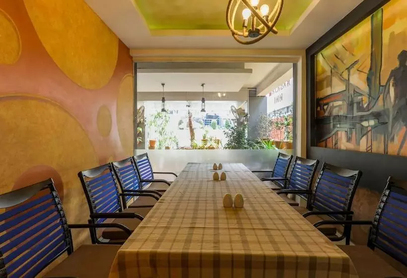 Hotelli Treebo Malabar Inn