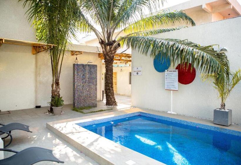 پانسیون Le Karé ébène