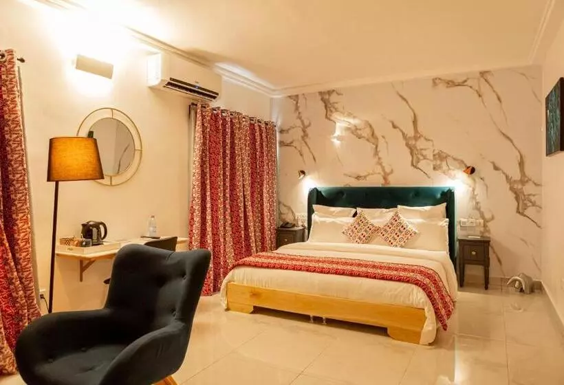 پانسیون Le Karé ébène