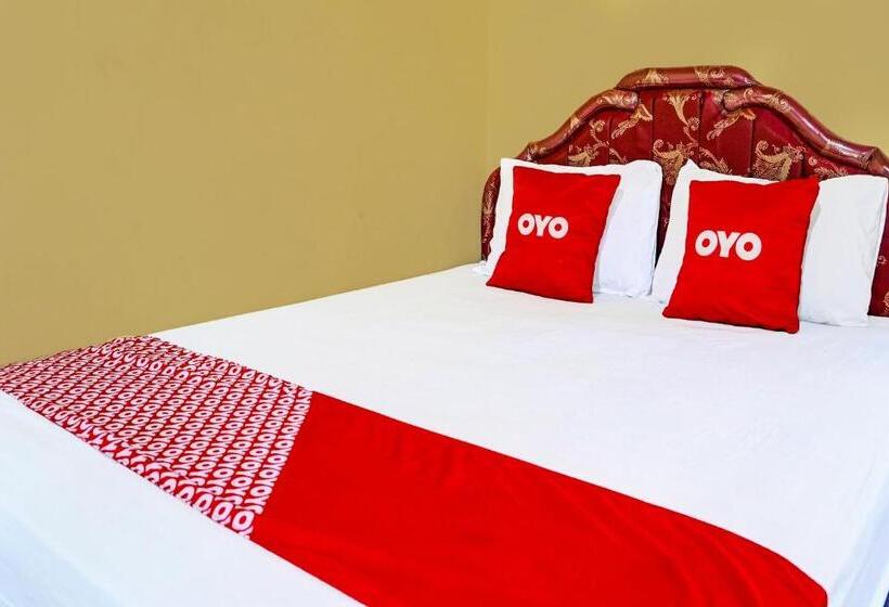 Spot On 91798 Hotel Grand Mutiara