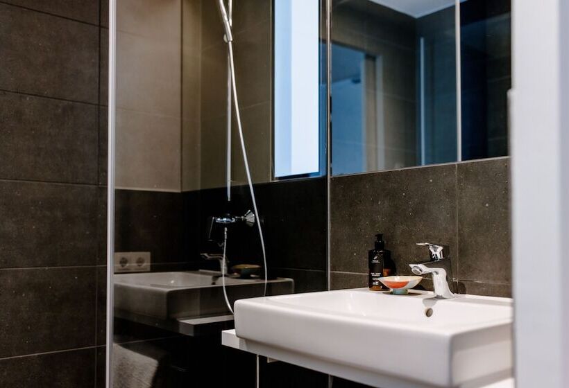 The Flag Meiller Garten