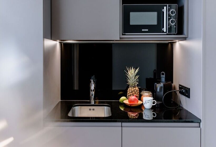 The Flag Meiller Garten