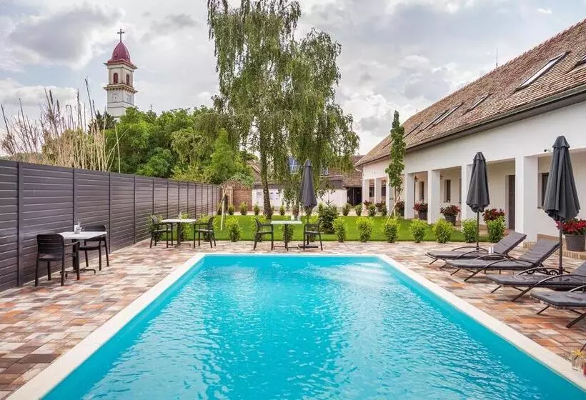 Aamiaismajoitus (B&B) Palkonyha Panzió Speiz