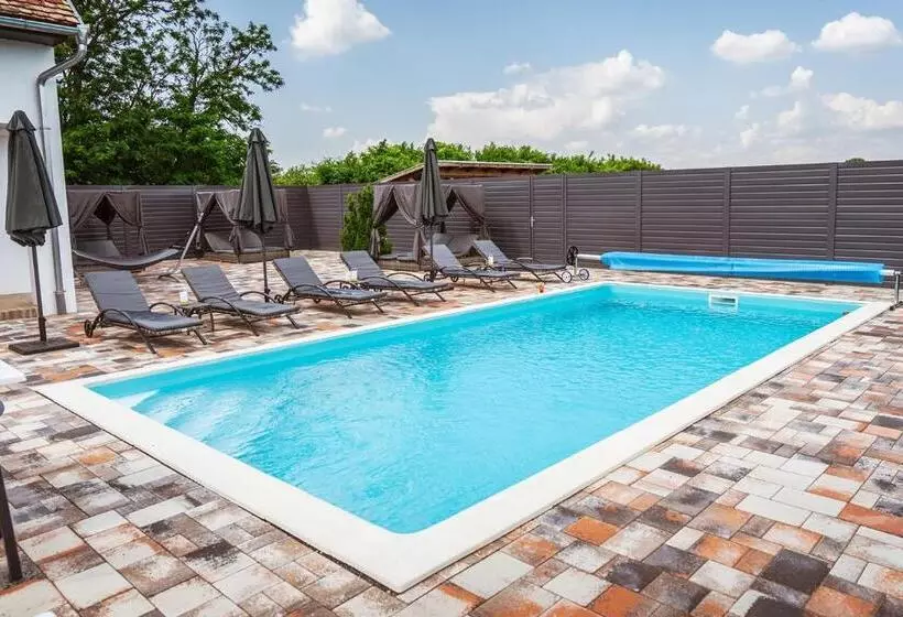 Aamiaismajoitus (B&B) Palkonyha Panzió Speiz