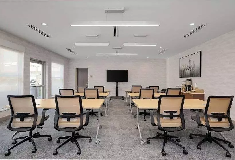 Hotelli Element New York Wood Ridge