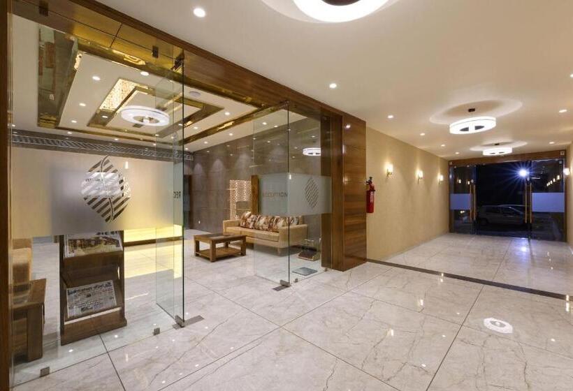 هتل Flourish International