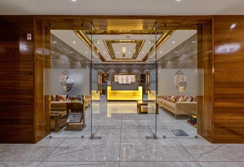 هتل Flourish International