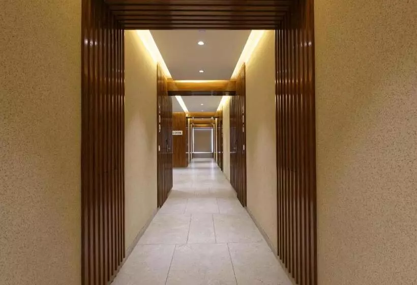 ホテル Flourish International