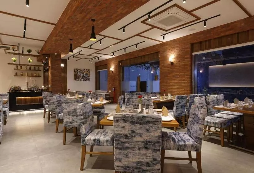 ホテル Flourish International