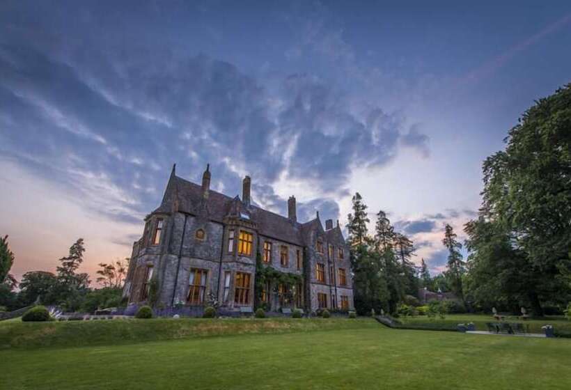 فندق Huntsham Court