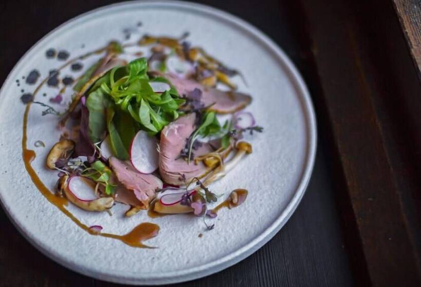 فندق Huntsham Court