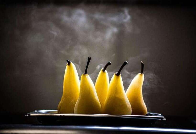 فندق Huntsham Court