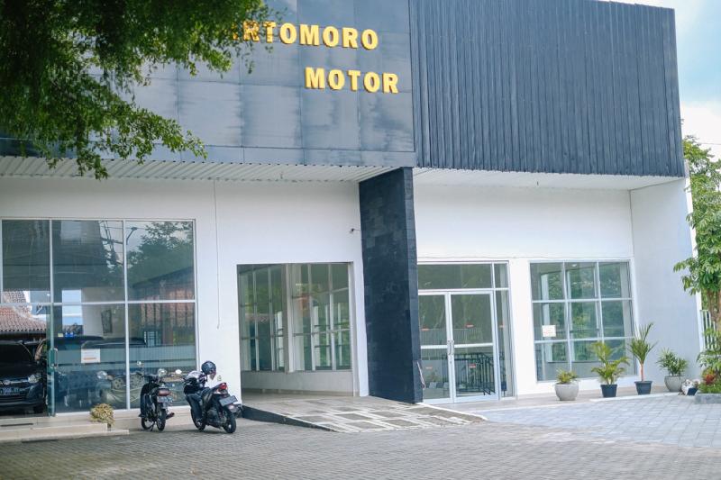 בית מלון כפרי Reddoorz At Artomoro Guest House