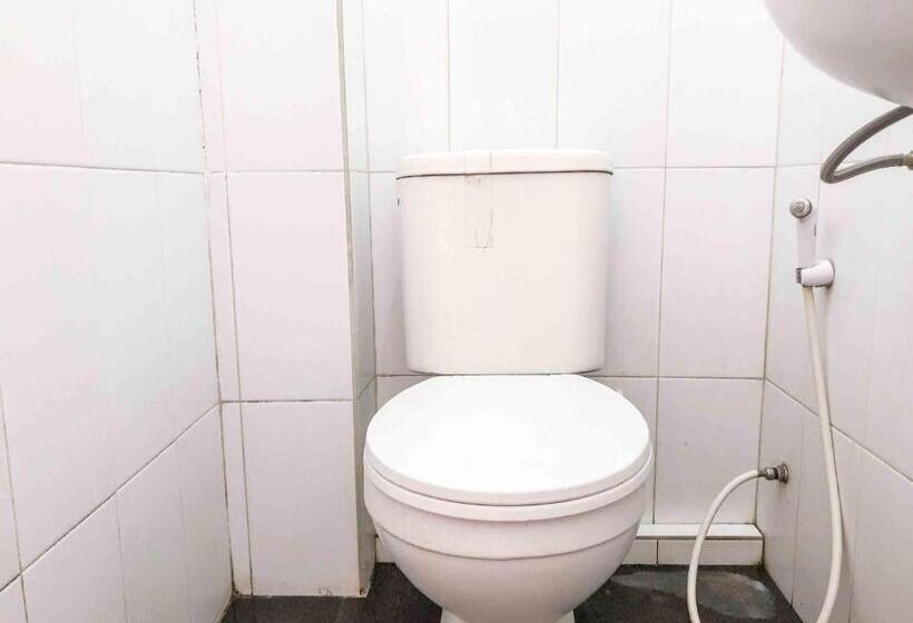 בית מלון כפרי Reddoorz Near Eco Green Park Batu