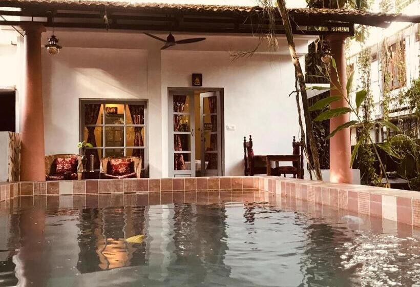 بنسيون Marari Dreamz Homestay