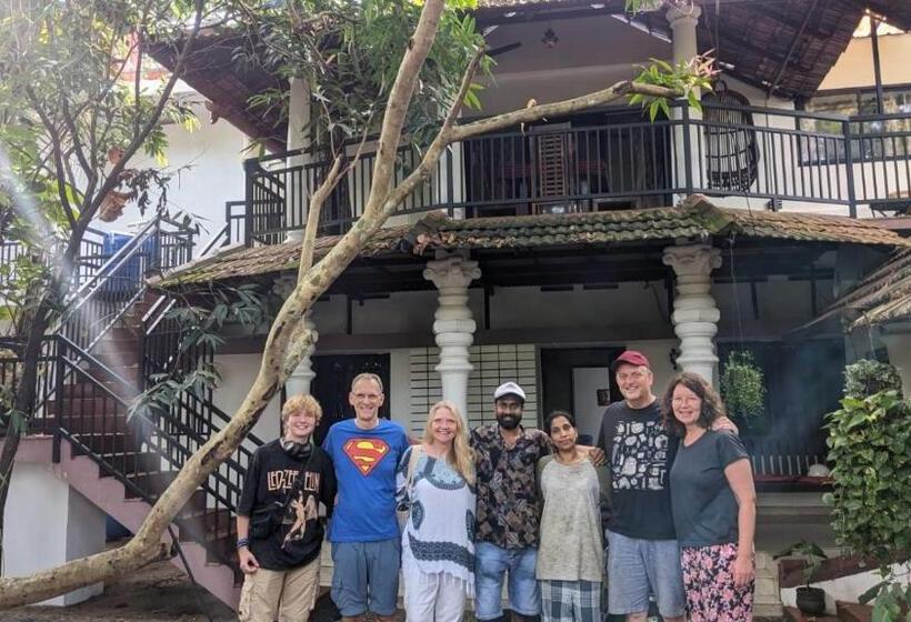 بنسيون Marari Dreamz Homestay