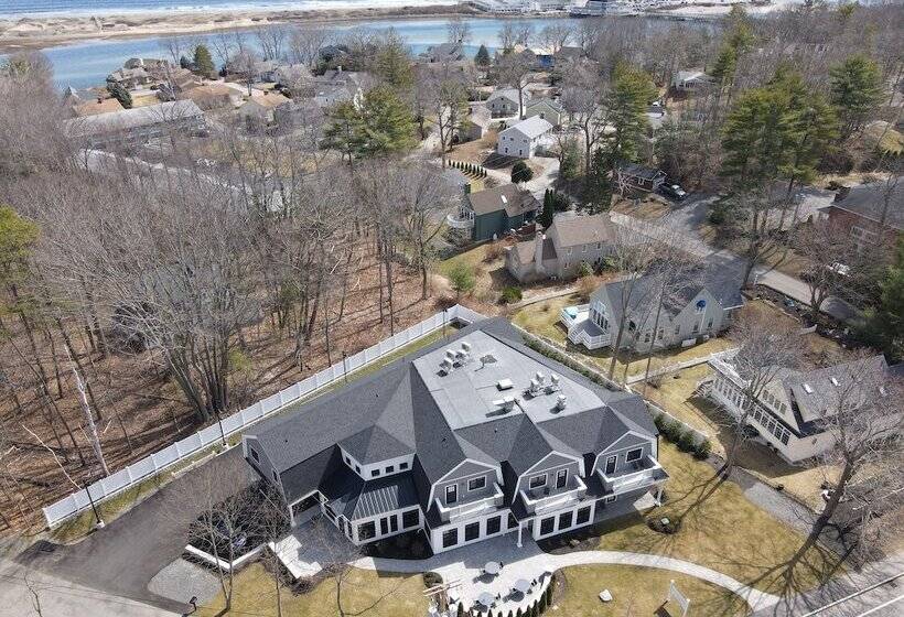 فندق صغير Grasshopper Inn