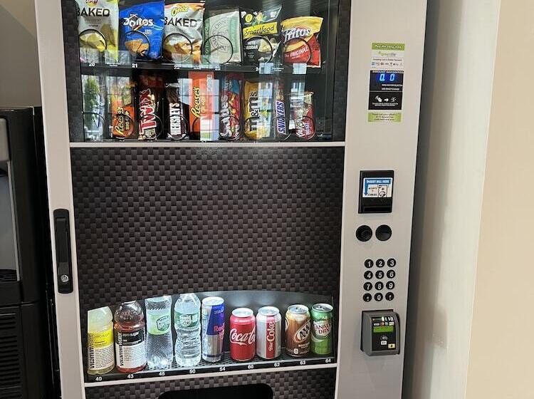 فندق صغير Grasshopper Inn