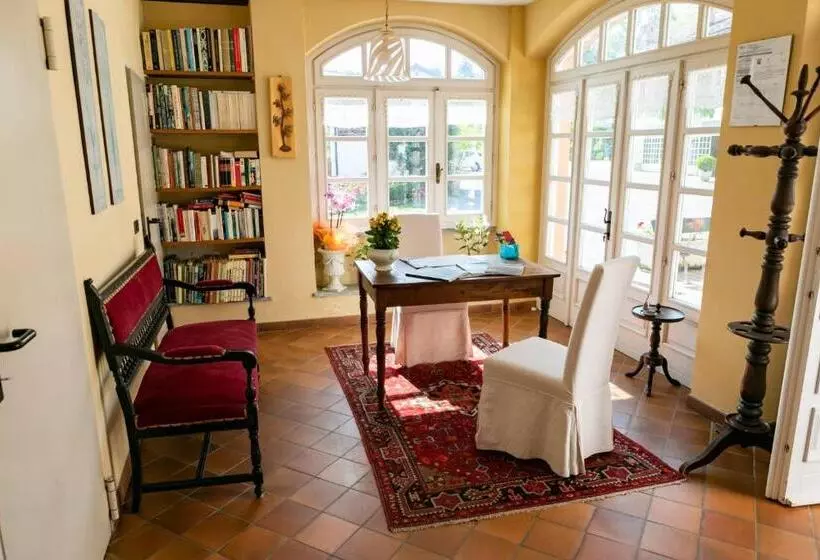 Aamiaismajoitus (B&B) Villa La Meridiana