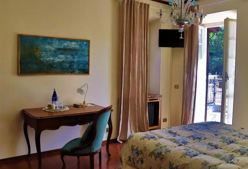 Aamiaismajoitus (B&B) Villa La Meridiana