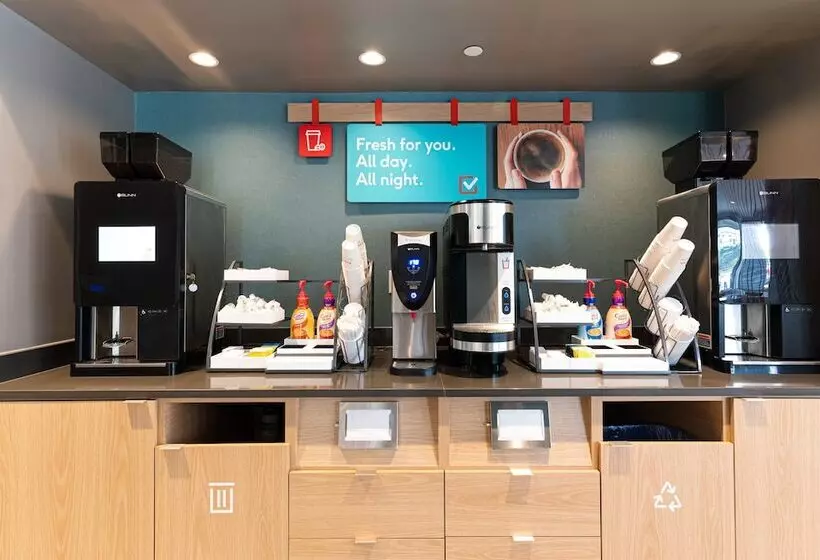 Avid Hotel Summerville, An Ihg