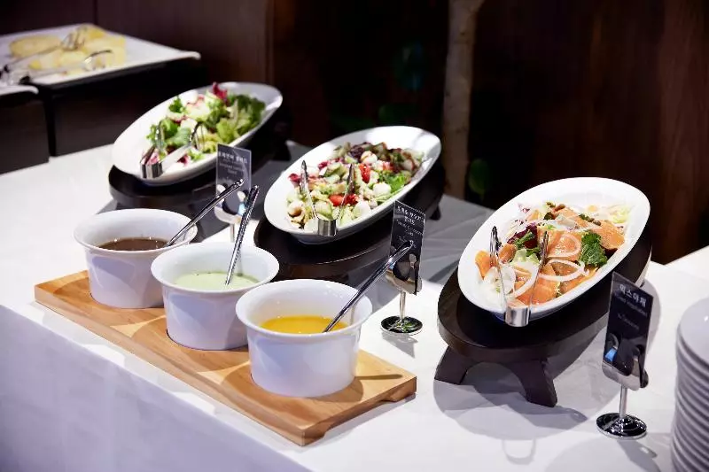 ホテル Ramada By Wyndham Gumi