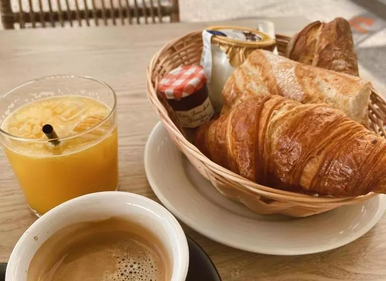 Hotel Restaurant La Cote Revee