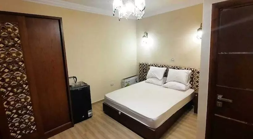 پانسیون Bedouin Pyramids Guest House