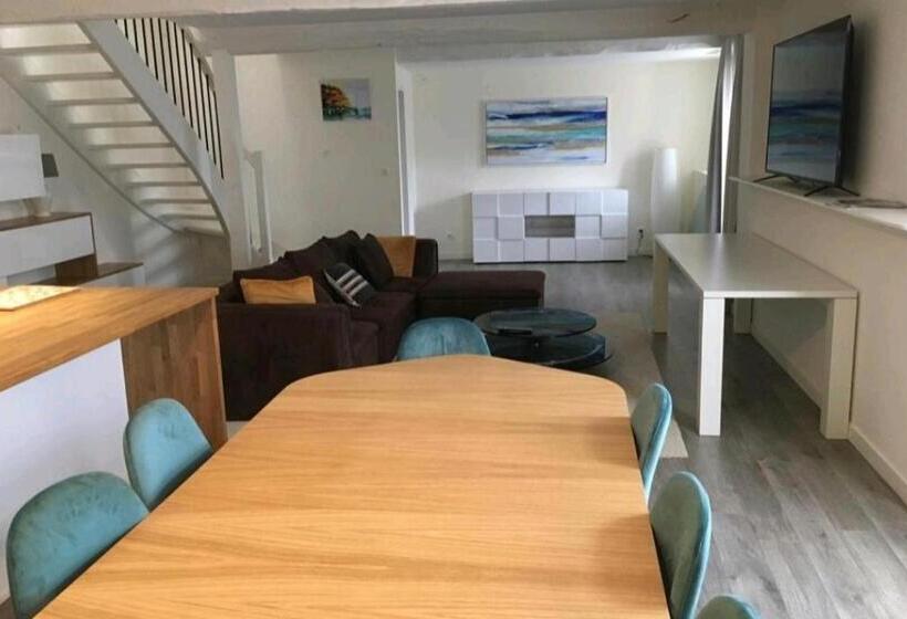 ペンション Château Des Fousseries