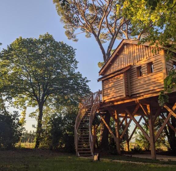 ペンション Château Des Fousseries