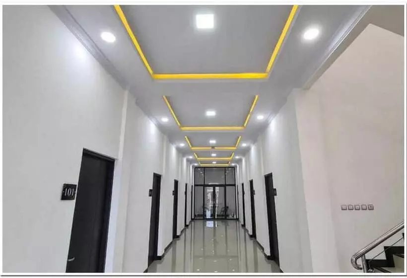 ペンション Reddoorz Near Moro Mall Purwokerto 2