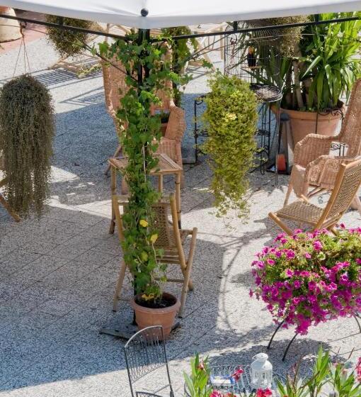 تختخواب و صبحانه Argentiere Room Apartments