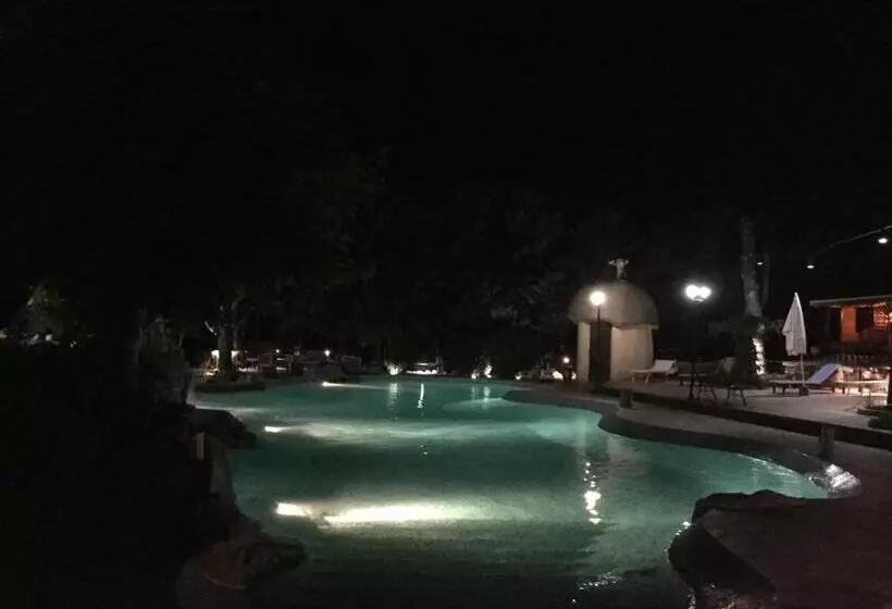ホテル Agriturismo La Locanda Del Parco