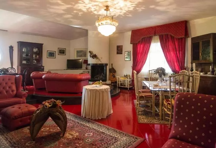 ホテル Agriturismo La Locanda Del Parco